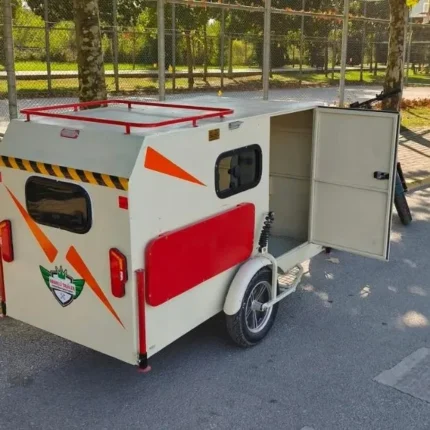 Bisiklet ve motosikletler için 70 kg ağırlığında, yalıtımlı mini kamp römorku